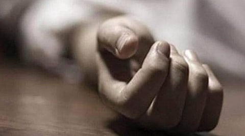 கெலமங்கலம் அருகே அரசுப் பேருந்தில் இறங்கும் போது தவறி விழுந்த மாணவி உயிரிழப்பு