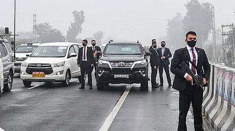 பிரதமர் மோடியை மறித்த போராட்டவாதிகள்: பாதுகாப்பை கேள்விக் குறியாக்கிய பஞ்சாப் அரசு