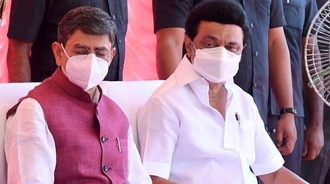 ஆளுநர் ஆர்.என்.ரவியுடன் முதல்வர் மு.க.ஸ்டாலின் | கோப்புப் படம்.