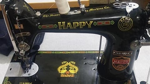 இலவச தையல் இயந்திரம் பெற சிறுபான்மையின பெண்கள் விண்ணப்பிக்கலாம்