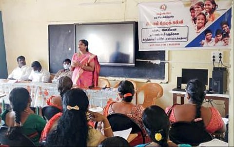 குழந்தைகளின் கொண்டாட்ட மனநிலையைக் காப்பாற்ற வேண்டும்!