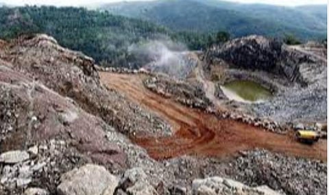 தென்காசி: இயந்திரத்தில் சிக்கி தொழிலாளி உயிரிழப்பு