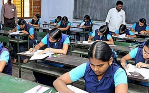 திட்டமிட்டபடி 10, 12-ம் வகுப்புக்கு திருப்புதல் தேர்வு