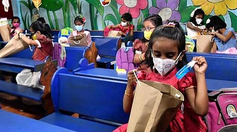 கேரளாவில் 1 முதல் 9-ம் வகுப்புகளுக்கு பள்ளிகள் 2 வாரங்களுக்கு மூடல்