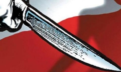 விருத்தாசலம்: கள்ளச்சாராயம் விற்கும் இடத்தை கூற மறுத்தவருக்கு கத்திக்குத்து