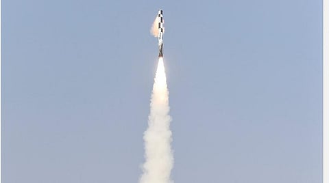 நவீன பிரம்மோஸ் சூப்பர்சோனிக் ஏவுகணை: வெற்றிகரமாக பரிசோதனை