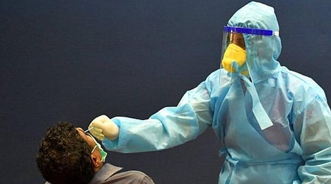 ஈரோட்டில் வேகமாக பரவும் கரோனா 3-வது அலை சிறைக்கைதிகள், காவல்துறையினருக்கு தொற்று