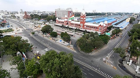 தமிழகத்தில் ஞாயிறு முழு ஊரடங்கு: வெளியூர் பயணிகளுக்காக வாடகை வாகனங்களுக்கு சிறப்பு அனுமதி