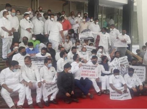 போராட்டம் நடத்திய பாஜக எம்எல்ஏக்கள்- கோப்புப் படம்