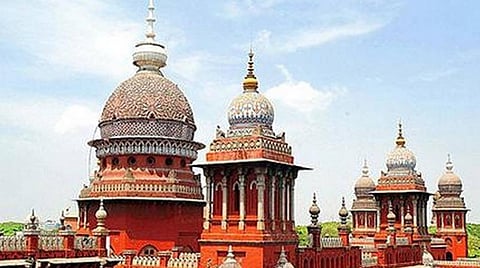 பெண் எஸ்.பி.-க்கு பாலியல் தொல்லை கொடுத்த புகாரில் முன்னாள் ஐ.ஜி. மீது சிபிசிஐடி விசாரணை தொடக்கம்: தமிழக அரசு தகவல்