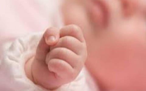 விழுப்புரம்: பேருந்தில் தவறவிட்ட குழந்தை, மாவட்ட குழந்தைகள் பாதுகாப்பு மையத்தில் ஒப்படைப்பு