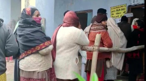 உ.பி.யில் முதல்கட்டத் தேர்தல் தொடங்கியது: 58 தொகுதிகளில் விறுவிறுப்பான வாக்குப்பதிவு