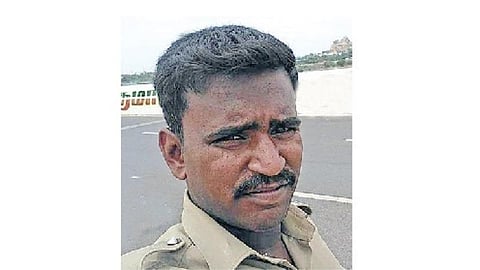 காவலர் பாலமுருகன்