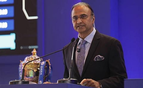 'அவசரம்.. உடனே கிளம்பி வா' - சாரு சர்மாவின் ஐபிஎல் ஏல பின்னணி