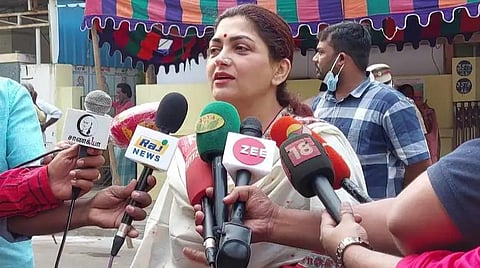 தனித்து போட்டியிட்டாலும் வெற்றி பெறுவோம்: பாஜக தேசிய செயற்குழு சிறப்பு அமைப்பாளர் குஷ்பு நம்பிக்கை
