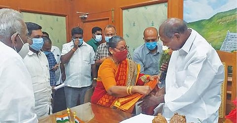 ஒரு பேராசிரியர், 11 ஊழியர்களுக்கு ஆண்டுக்கு ரூ.1.19 கோடி செலவு: பெயரளவில் செயல்படும் மொழியியல் பண்பாட்டு ஆராய்ச்சி நிறுவனம்