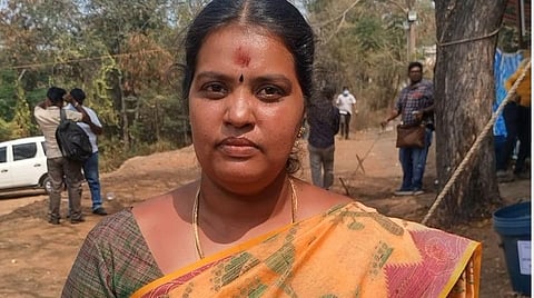 ஈரோடு மாநகராட்சியில் குலுக்கல் மூலம் தேர்வான அதிமுக வேட்பாளர்