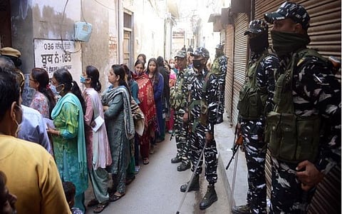 உ.பி. தேர்தல்: காலை 11 மணி நிலவரப்படி 22.62% வாக்குப்பதிவு