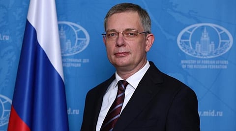 கிழக்கு உக்ரைனில் சிக்கித் தவிக்கும் இந்தியர்கள் ரஷ்யா வழியாக மீட்கப்படுவர்: இந்தியாவுக்கான ரஷ்ய தூதர் டெனிஸ் அலிபோவ் தகவல்