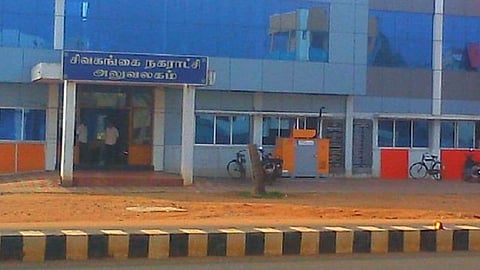 ப.சிதம்பரம் சொந்த ஊரில் அதிகாரபூர்வ காங்கிரஸ் வேட்பாளரை வென்ற திமுக