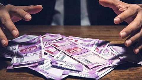 தருமபுரி: அரசு பள்ளி ஆசிரியரிடம் ரூ.1.55 லட்சம் மோசடி: சைபர் கிரைம் போலீஸ் விசாரணை