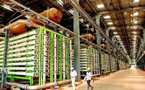 கடல்நீர் சுத்திகரிப்பு நிலையத்தில் பராமரிப்புப் பணி: மாதவரம் உட்பட 8 பகுதிகளில் குடிநீர் விநியோகம் நிறுத்தம்