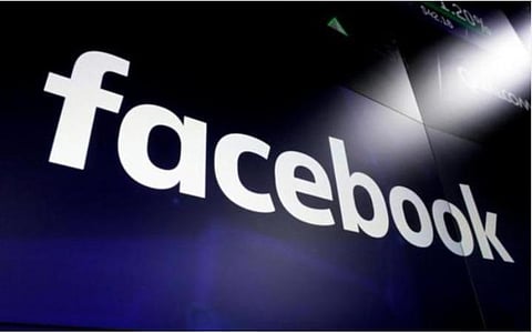 செங்கை ஆட்சியர் பெயரில் போலியாக முகநூல் கணக்கு தொடங்கி பணம் பறிக்க முயன்றவர் கைது