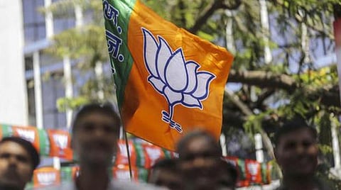 கோவை பாஜக நிர்வாகிகள் கூண்டோடு நீக்கம் ஏன்?