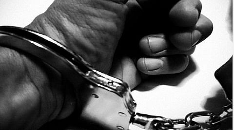 வேலூர்: பேருந்தில் 20 கிலோ கஞ்சா கடத்தியவர் கைது