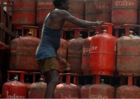 இன்டேன் சிலிண்டருக்கு டிஜிட்டல் ரசீது: இந்தியன் ஆயில் நிறுவனம் அறிவிப்பு