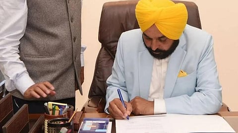 ஊழலுக்கு எதிரான புகார்களை எனக்கு வாட்ஸ் அப்பில் அனுப்பலாம்: பஞ்சாப் முதல்வர் அறிவிப்பு