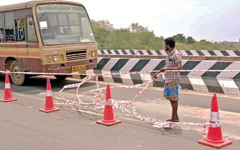 அடிக்கடி சேதமடையும் வல்லநாடு ஆற்றுப்பாலம்: சிபிஐ விசாரணைக்கு உத்தரவிட நுகர்வோர் அமைப்பு வலியுறுத்தல்