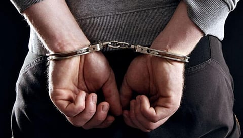 கேரளாவில் மகன், மருமகள், பேத்திகளை தீ வைத்துக் கொன்ற முதியவர் கைது