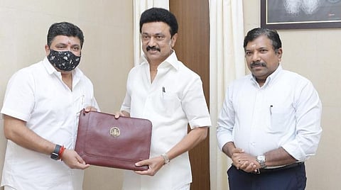 அக்கறையை மட்டுமே வெளிப்படுத்தும் நிதிநிலை அறிக்கைகள்