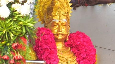 மதுரை ஆனையூரில் திறக்கப்பட்டுள்ள பெரும்பிடுகு முத்தரையர் சிலை