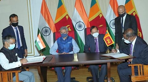 வெளியுறவுத்துறை அமைச்சர் ஜெய்சங்கர் முன்னிலையில் இந்தியா - இலங்கை ஒப்பந்தம்.