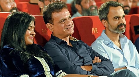 படத்தின் தயாரிப்பாளரும் இயக்குநரும்