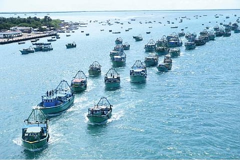 தமிழகத்தில் ஏப். 15 முதல் மீன்பிடி தடைக்காலம் தொடக்கம் : இரண்டு மாதங்களுக்கு விசைப்படகுகள் கடலுக்கு செல்லாது