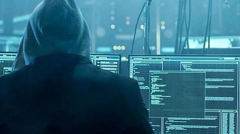 சீன செயலி மூலம் கோடிக்கணக்கில் மோசடி: நாடு முழுவதும் நடத்திய சோதனையில் பெண் உள்பட 8 பேர் கைது