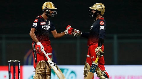 IPL 2022 | தினேஷ் கார்த்திக் - ஷாபாஸ் அகமது இணை அசத்தல்: த்ரில் ஆட்டத்தில் ராஜஸ்தானை வீழ்த்திய பெங்களூரு