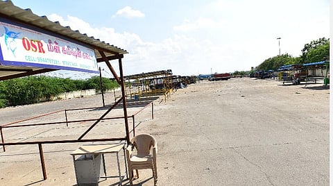 மீன் மார்க்கெட்டாக மாறியுள்ள மதுரை மாட்டுத்தாவணி கனரக வாகனக் காப்பகம்