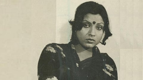 தெறிப்புத் திரை - 1 | அவள் அப்படித்தான்: அழுத்தும் சமூகத்தில் எதற்கும் துணிந்தவள்!