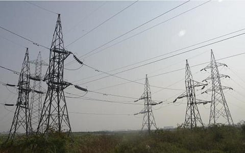 வேலூர் சுற்று வட்டார பகுதிகளில் இன்று முதல் 3 மணி நேரம் மின் வெட்டு