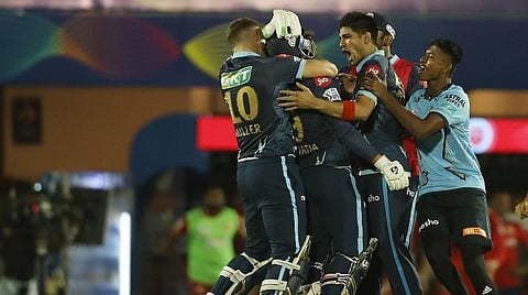 IPL 2022 | ராகுல் தெவாட்டியாவின் மிராக்கிள் சிக்ஸர்ஸ் - கடைசி பந்தில் த்ரில் வெற்றிபெற்ற குஜராத் அணி