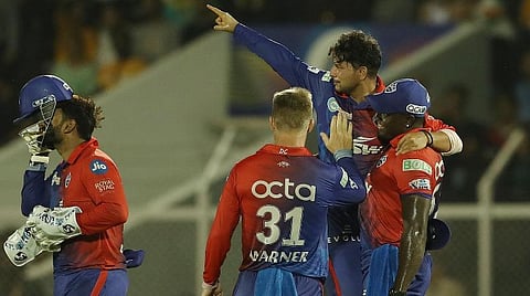 IPL2022 | சீட்டுக்கட்டாக சரிந்த விக்கெட்டுகள் - குல்தீப் யாதவ், கலீல் அஹமத் மேஜிக்கில் தோற்ற கொல்கத்தா