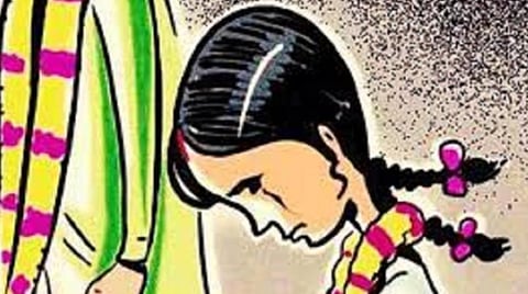 குமாரபாளையத்தில் குழந்தைத் திருமணம்: சிறுமியின் பெற்றோரிடம் விசாரணை