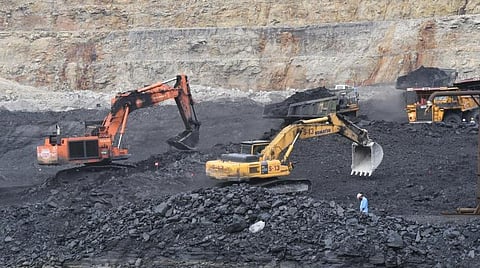 தமிழ்நாடு, குஜராத் உட்பட மூன்று மாநிலங்கள் 10.5 மில்லியன் டன் நிலக்கரி இறக்குமதி