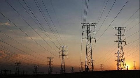 திருவாரூர் | இரவு நேரங்களில் தொடர் மின்வெட்டை கண்டித்து பொதுமக்கள் சாலை மறியல்