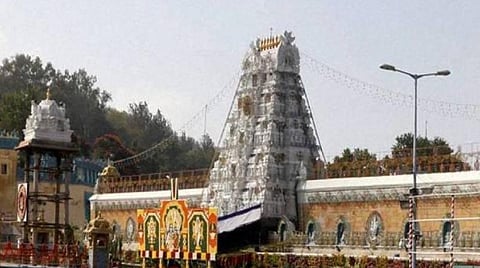 ஏழுமலையானை தரிசிக்க 6 மணி நேரம் காத்திருப்பு
