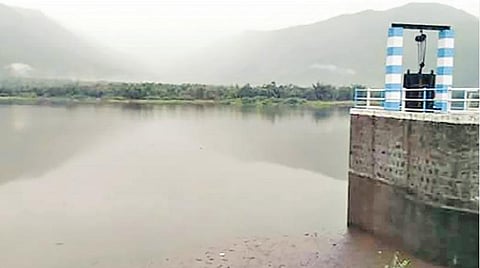 ஆழியாறு அணையில் மூழ்கி சுற்றுலா பயணிகள் இருவர் உயிரிழப்பு